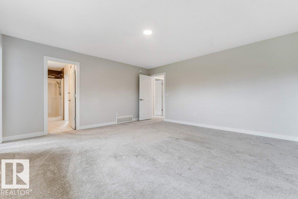 403 35 AV NW — photo 28