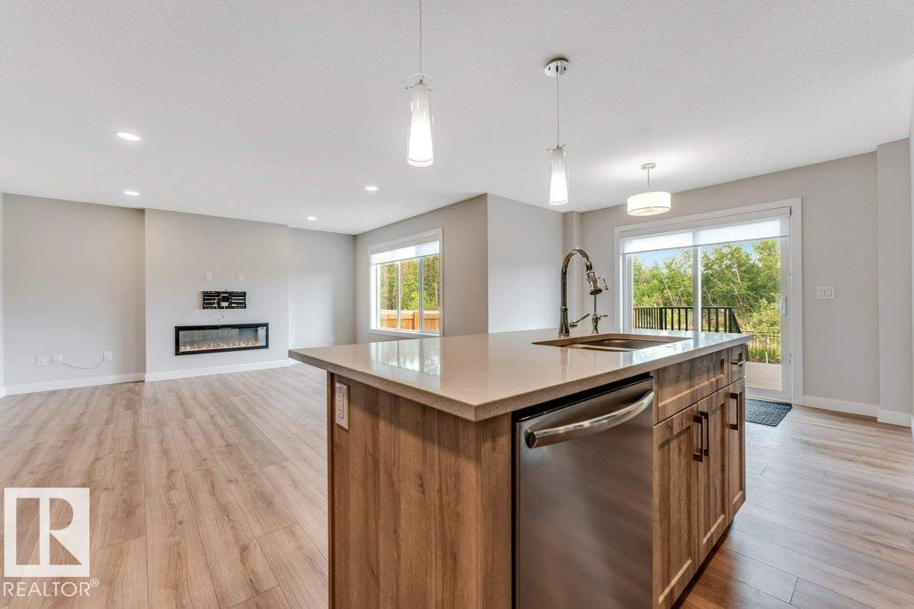 403 35 AV NW - photo 5