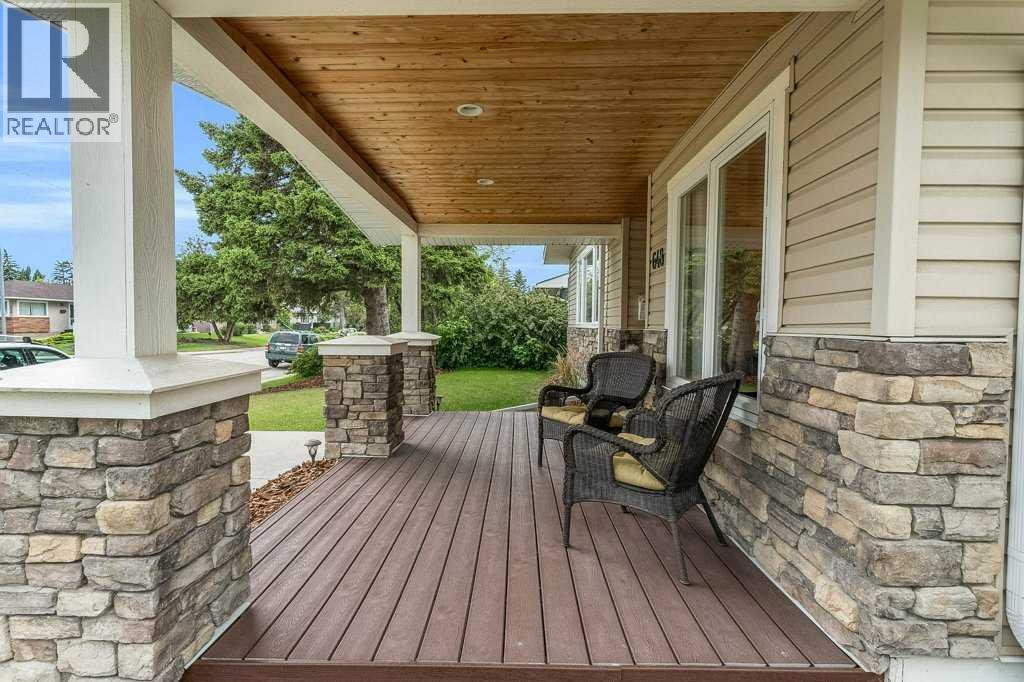648 97 Avenue SE - photo 3