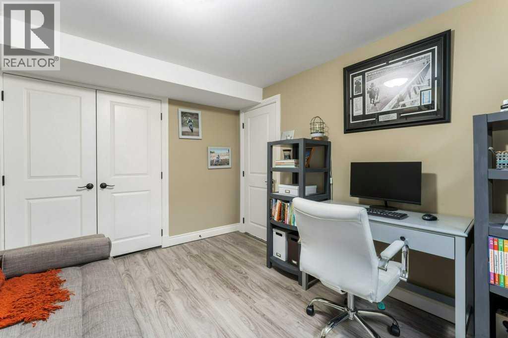 648 97 Avenue SE — photo 36