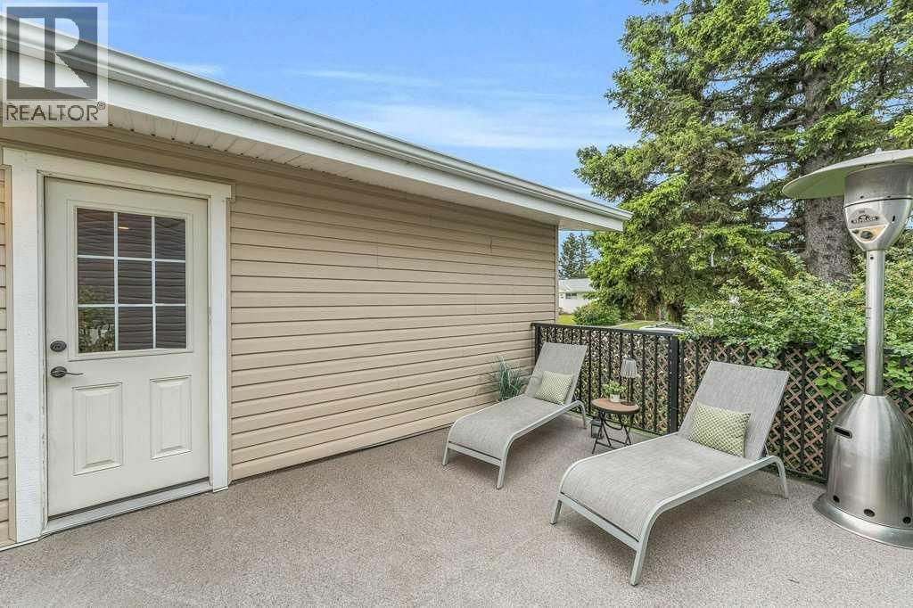 648 97 Avenue SE — photo 41
