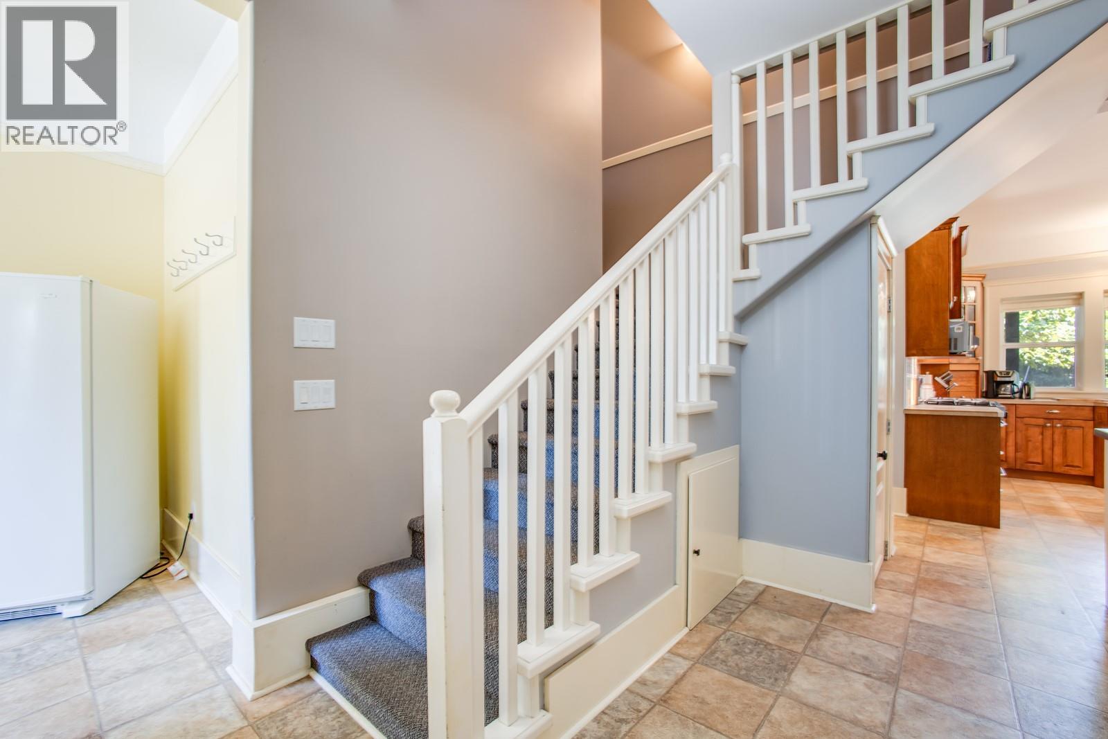 70 Waterside Road - 44