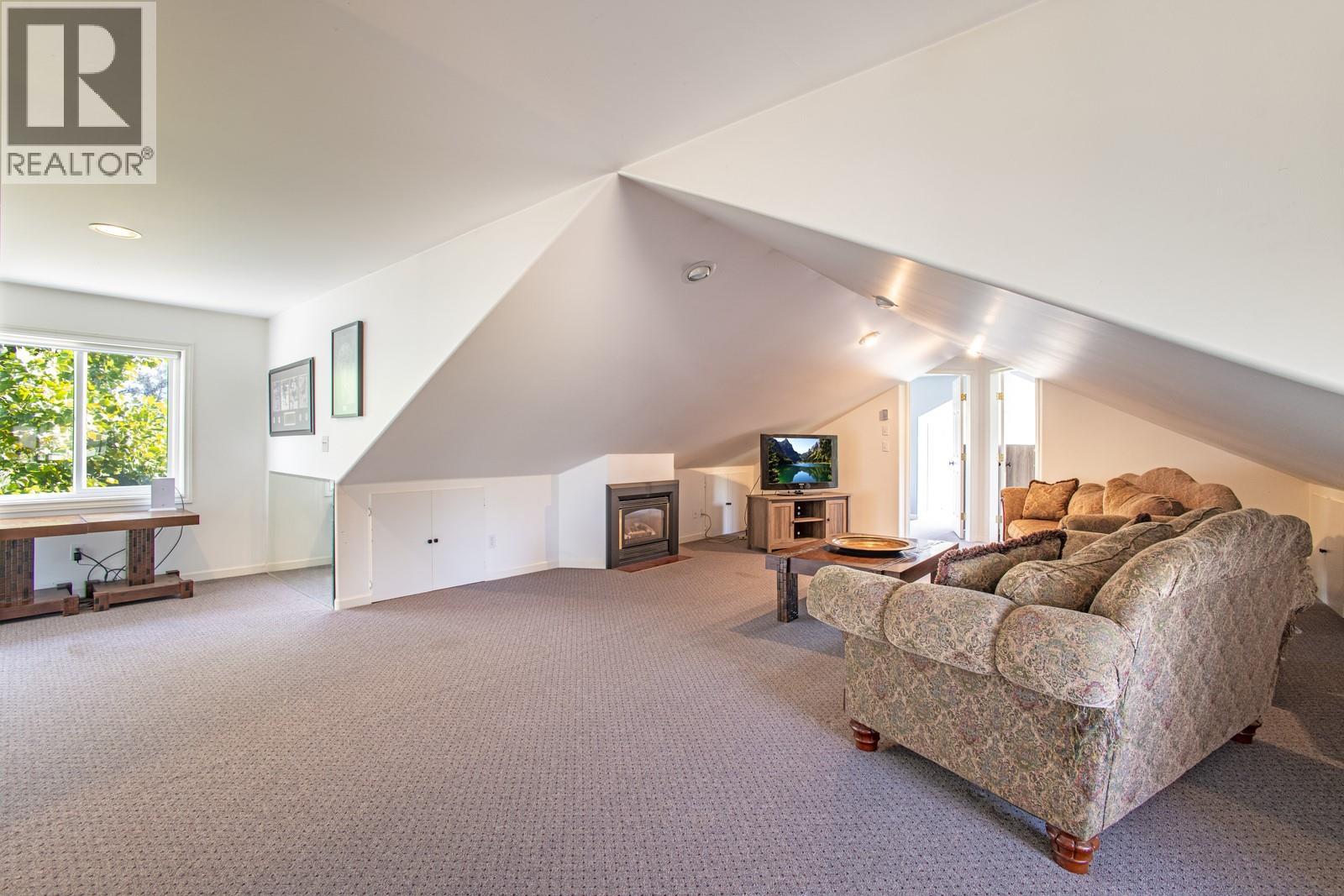 70 Waterside Road - 53