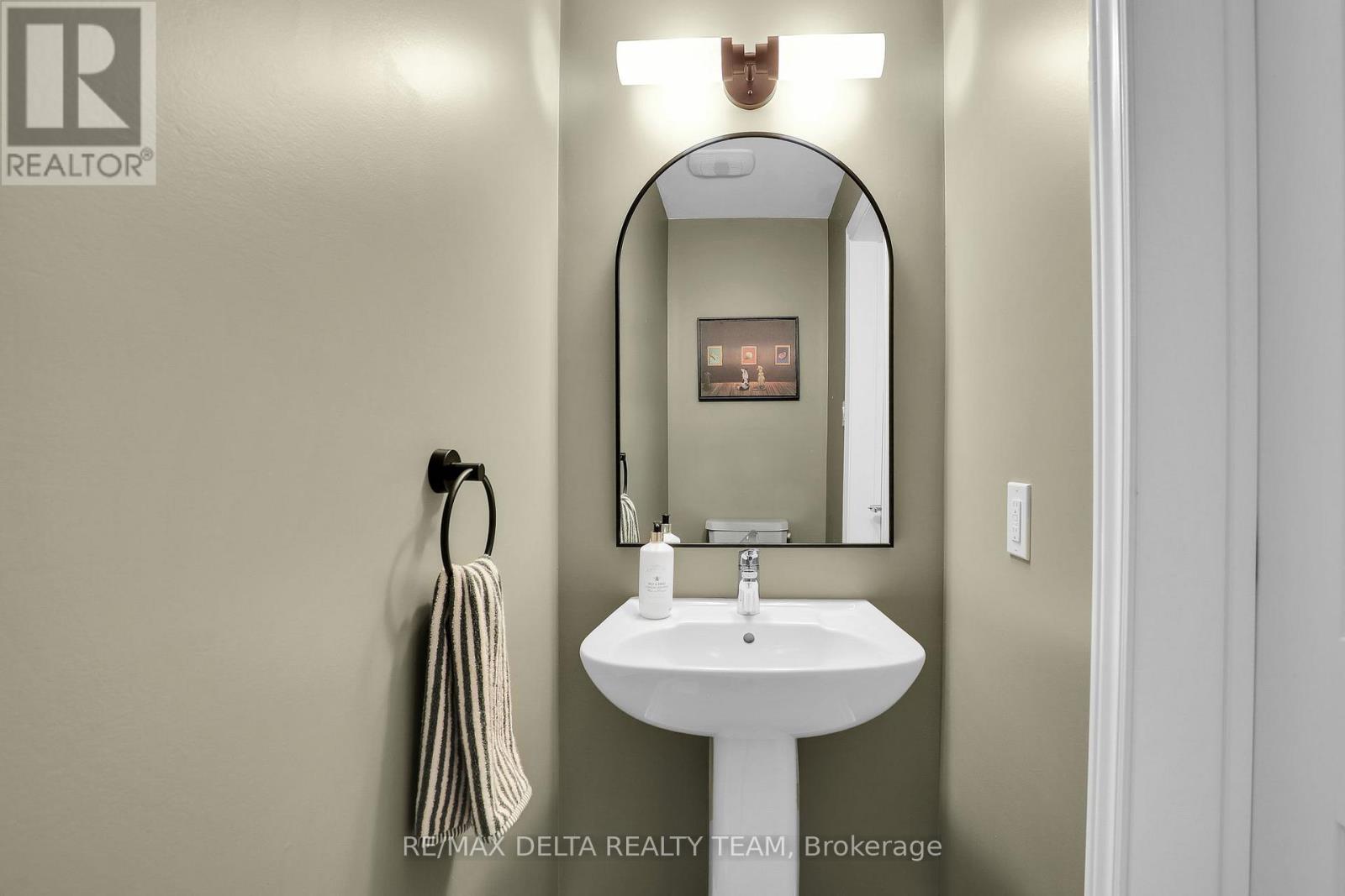 607 PROMINENCE WAY - 22