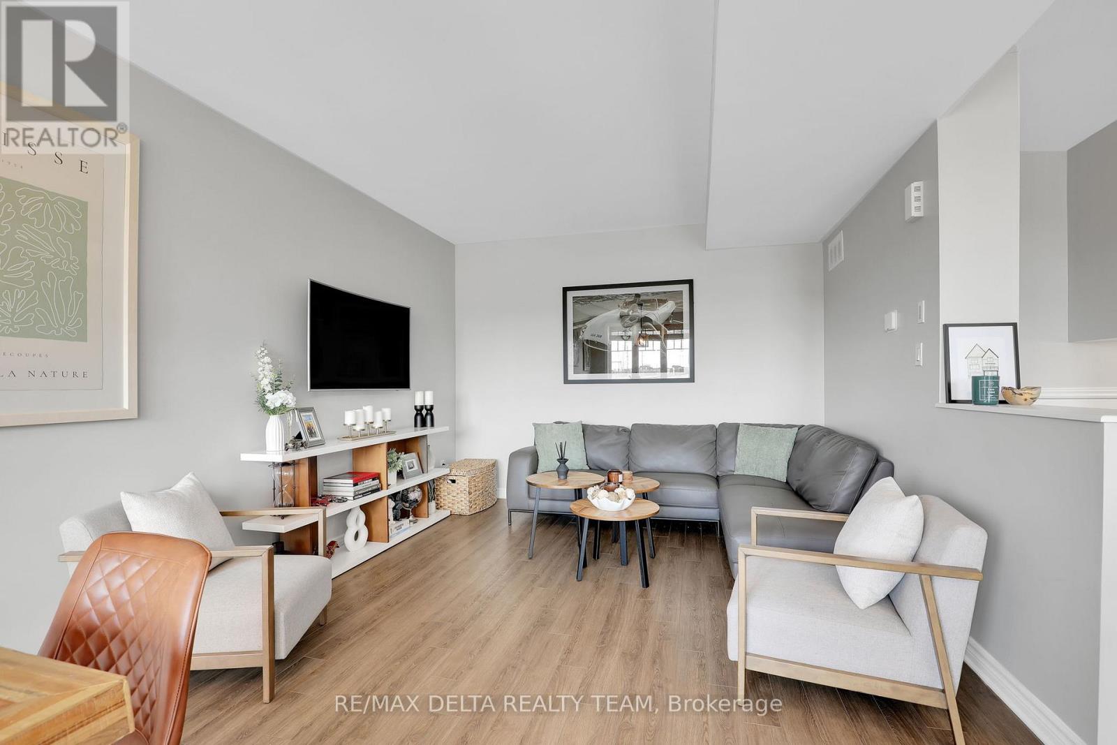 607 PROMINENCE WAY - 7