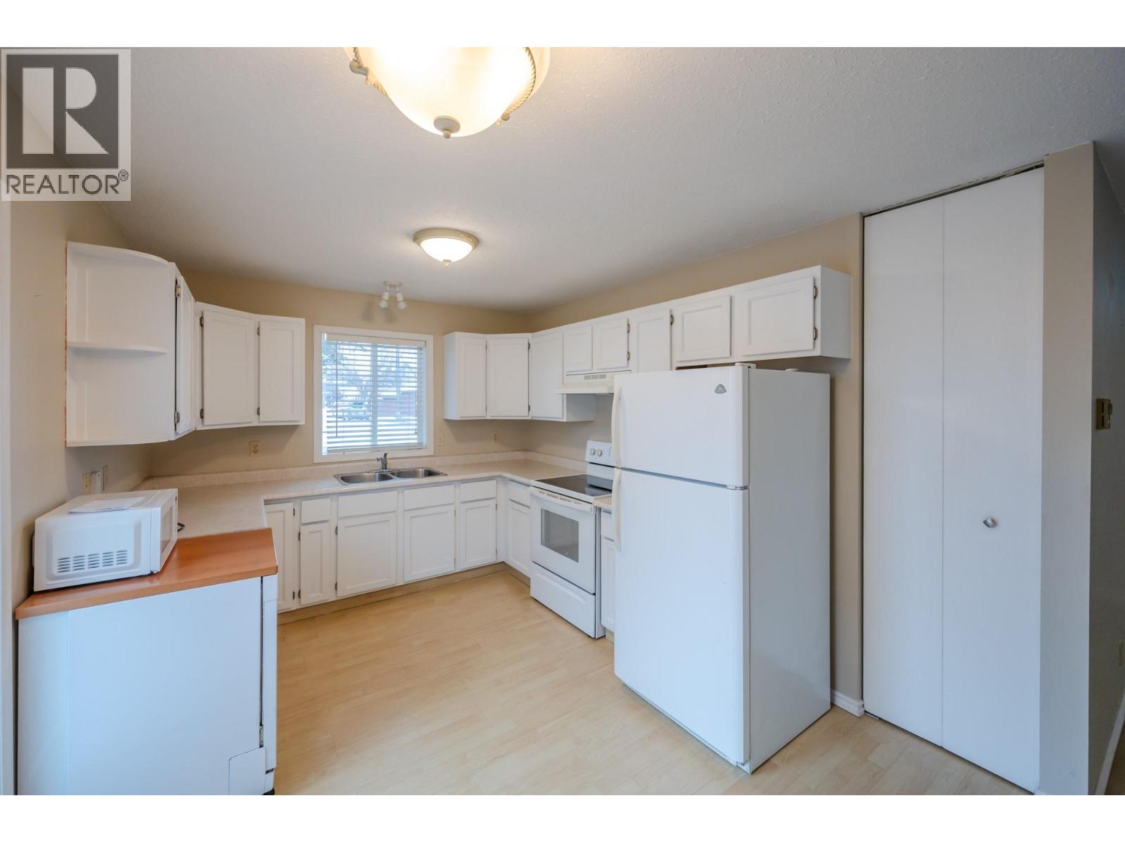 #101 601 Wade Avenue - 4