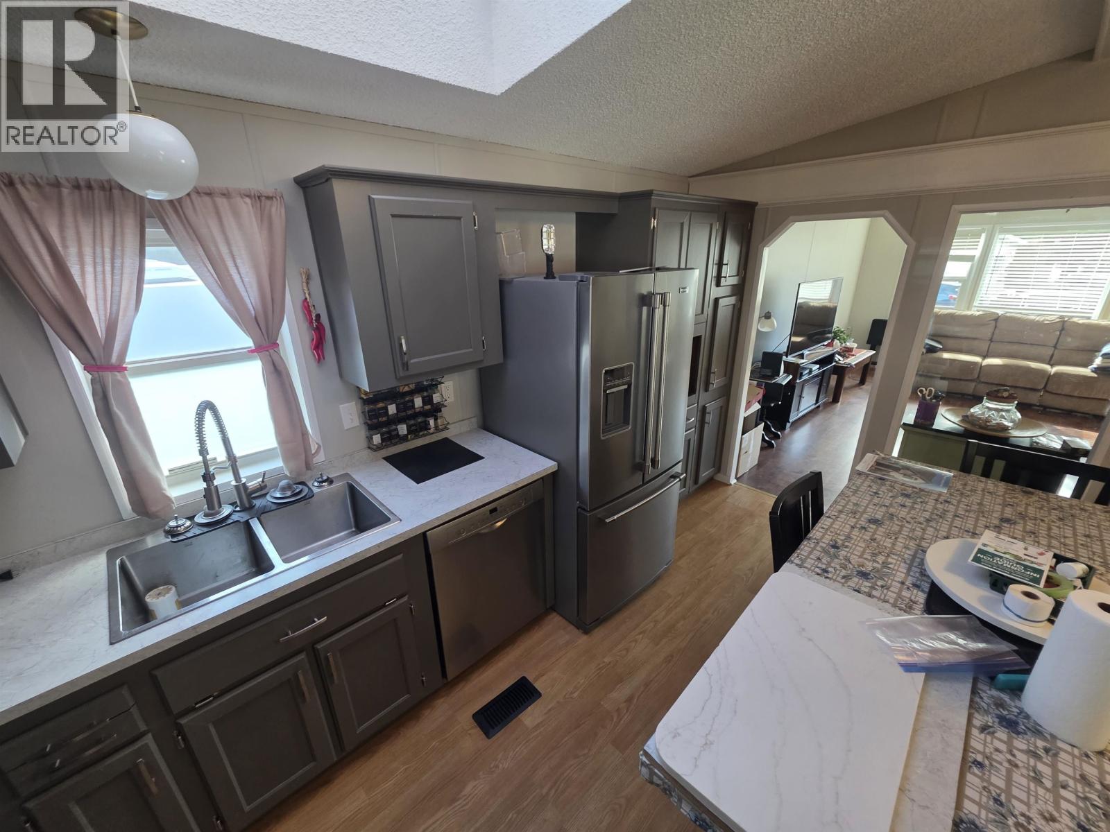 #77 3616 LARCH AVENUE - 7