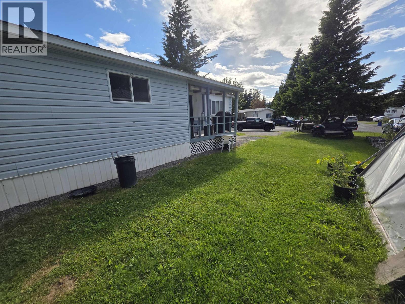 #77 3616 LARCH AVENUE - 18