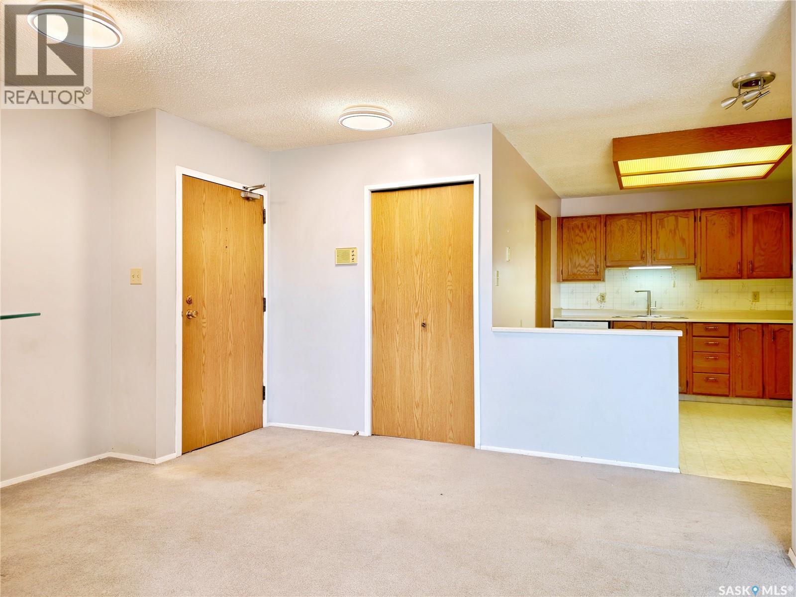 #301 918 Argyle AVENUE - 5
