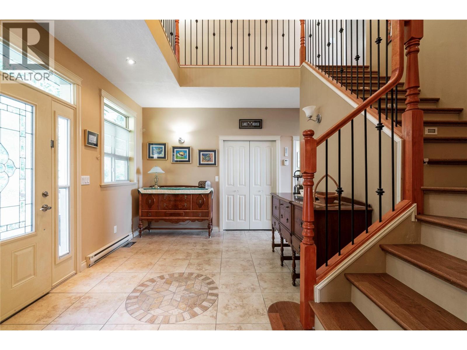 7666 Lichen Road - 7