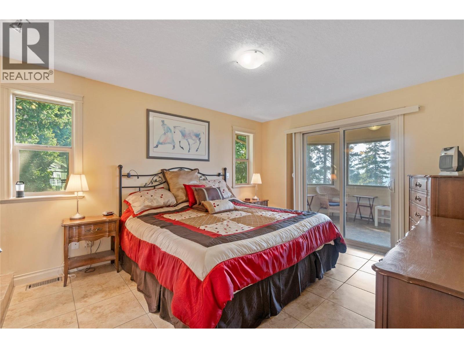 7666 Lichen Road - Image 27
