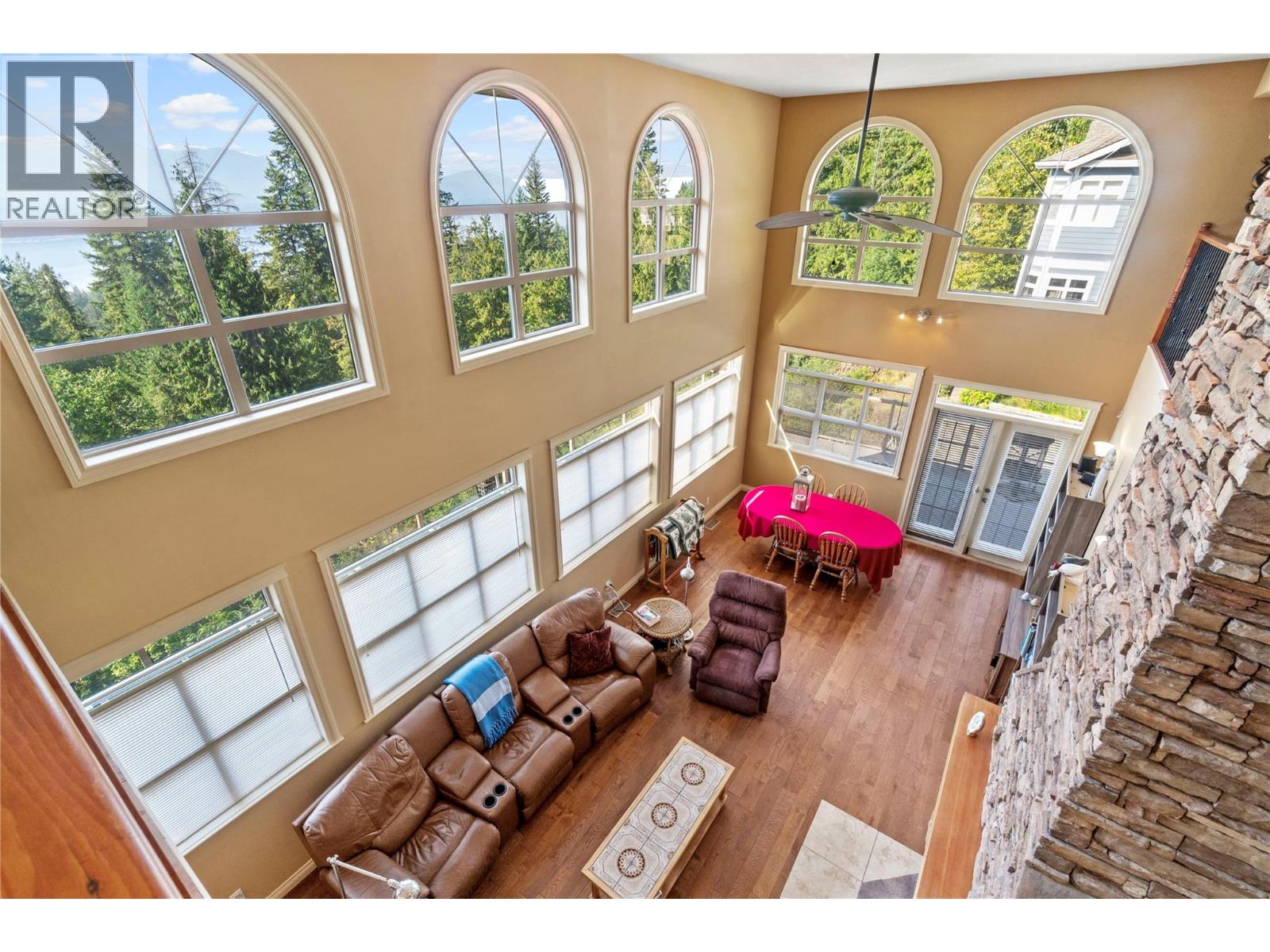 7666 Lichen Road - Image 34