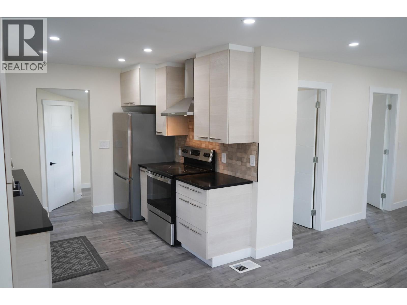 1091 COLLINS Road, Cache Creek