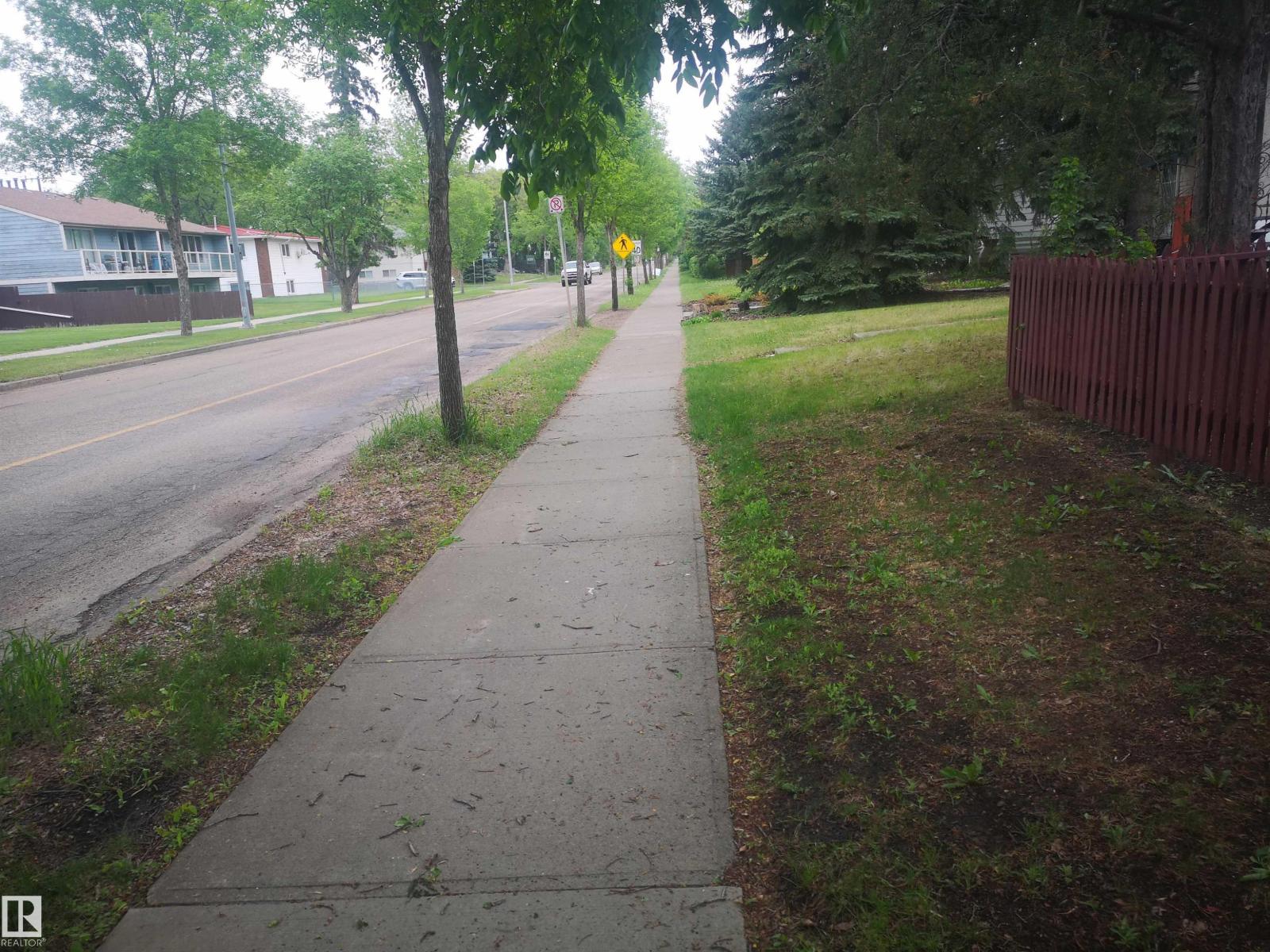 8751 76 AV NW NW — photo 20