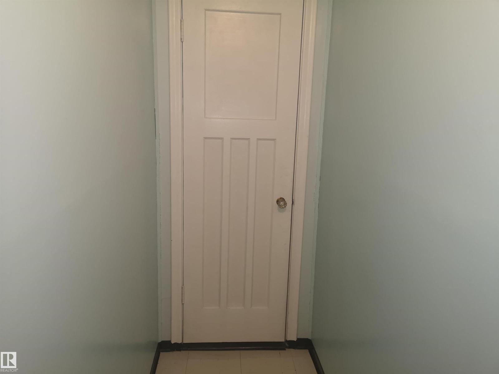 8751 76 AV NW NW — photo 55