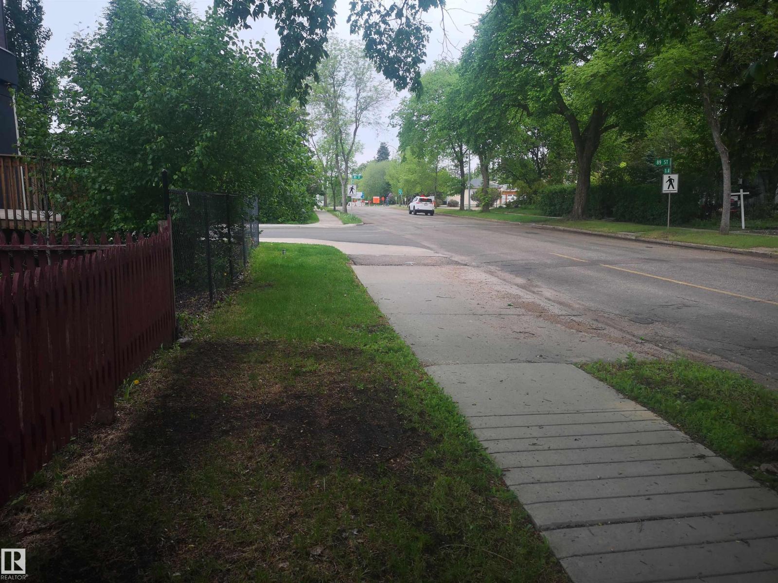 8751 76 AV NW NW — photo 19