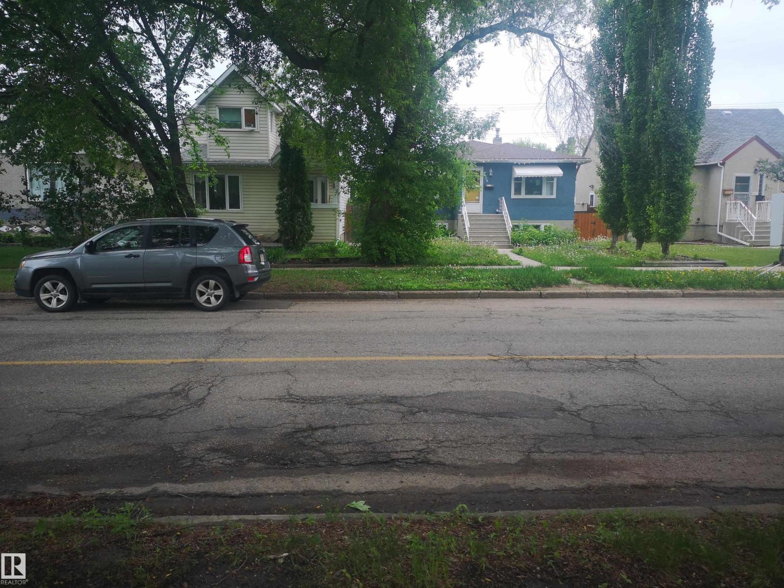 8751 76 AV NW NW — photo 21