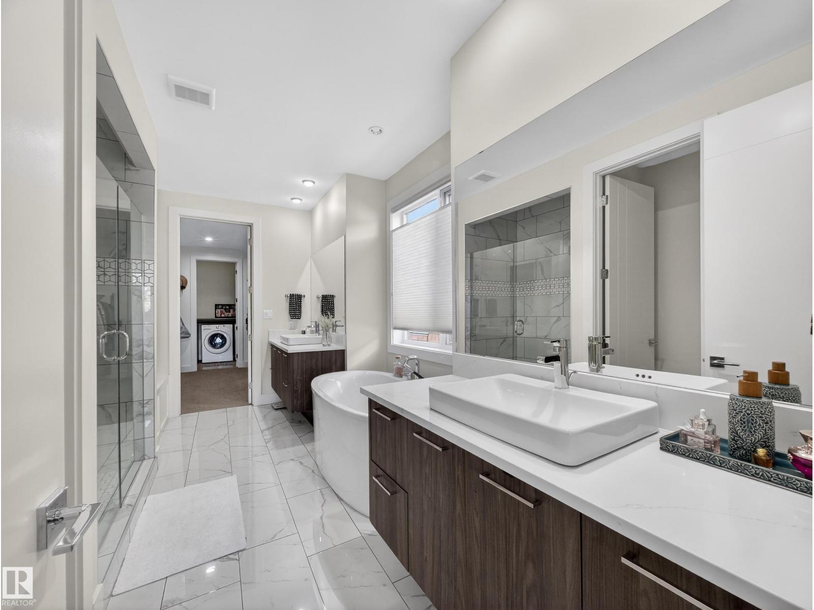 1121 WAHL PL NW - 37