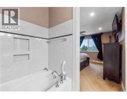 1763 Martini Way, Qualicum Beach, BC V9K2S3 Photo 43