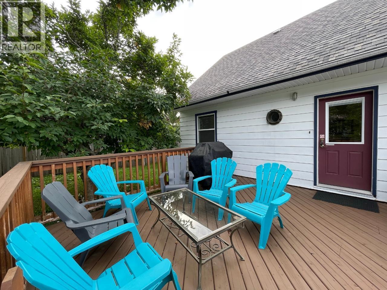 1526 EASTMAN Avenue - 8