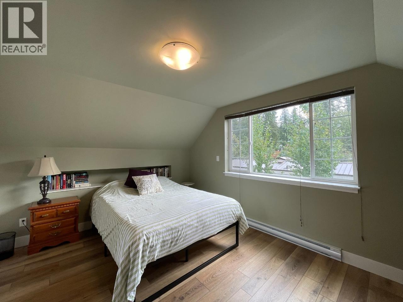 1526 EASTMAN Avenue - 31