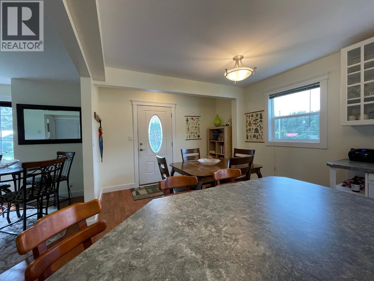 1526 EASTMAN Avenue - 23