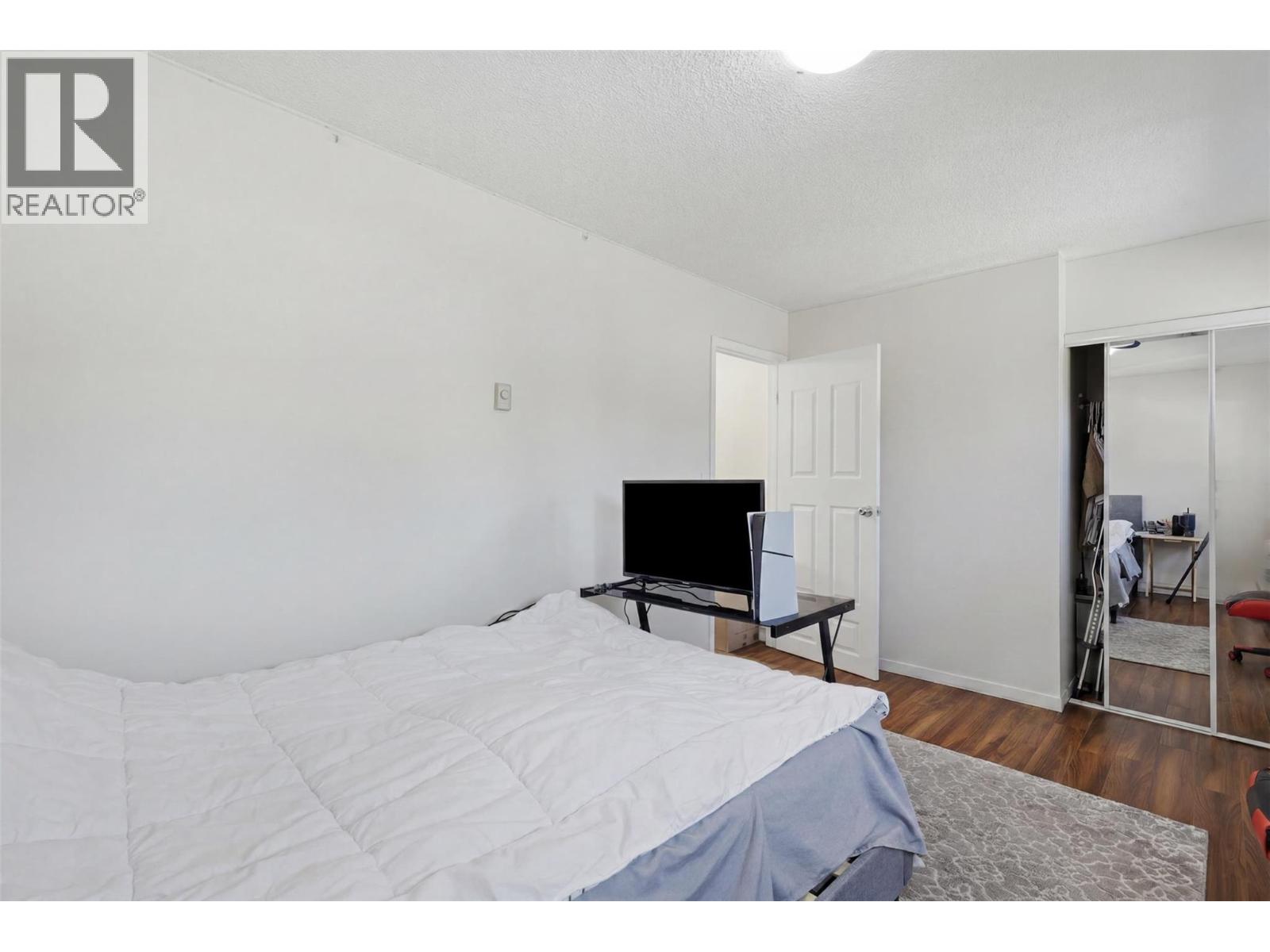 #70 1605 Summit Drive - 21