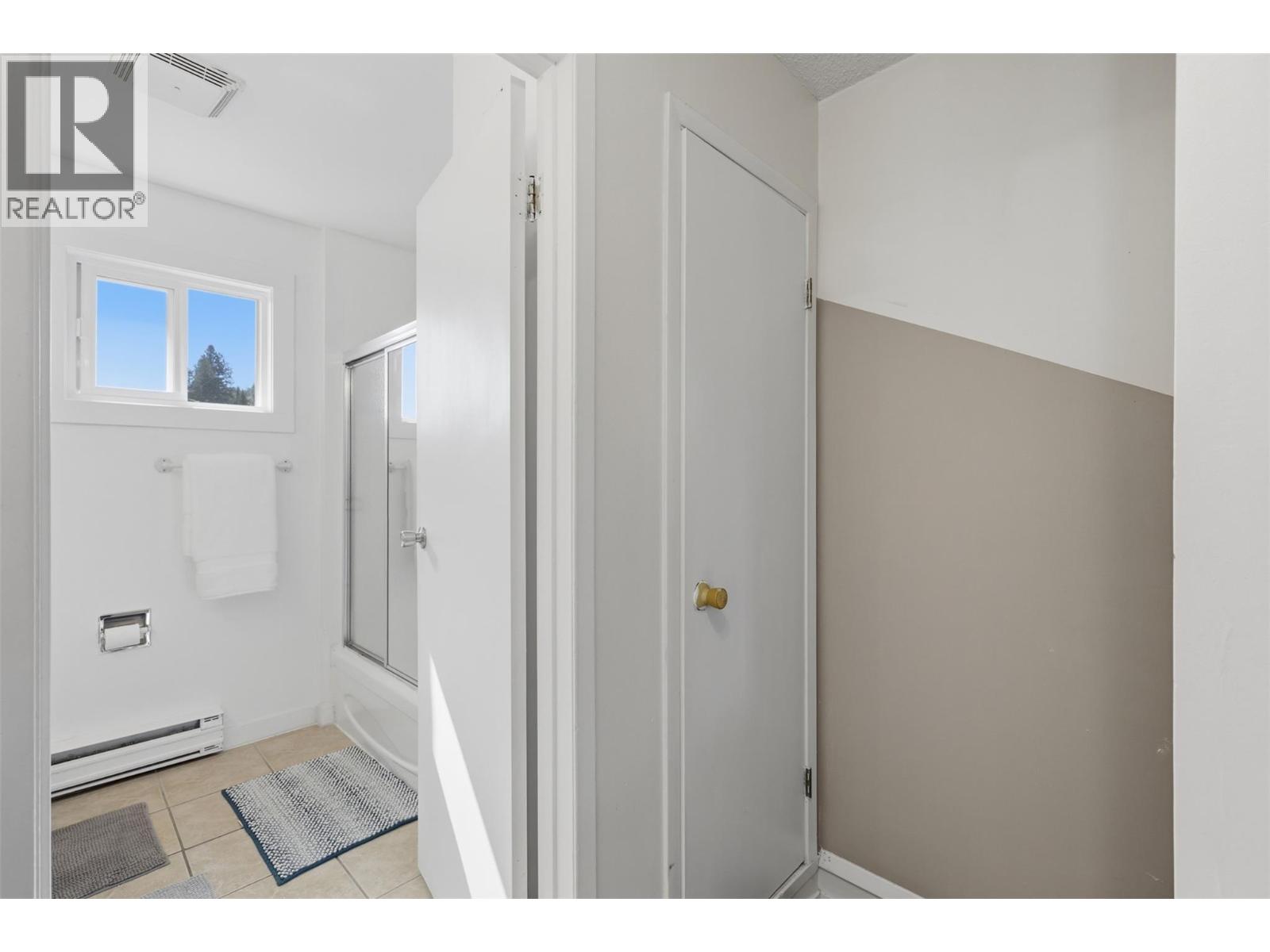 #70 1605 Summit Drive - 25
