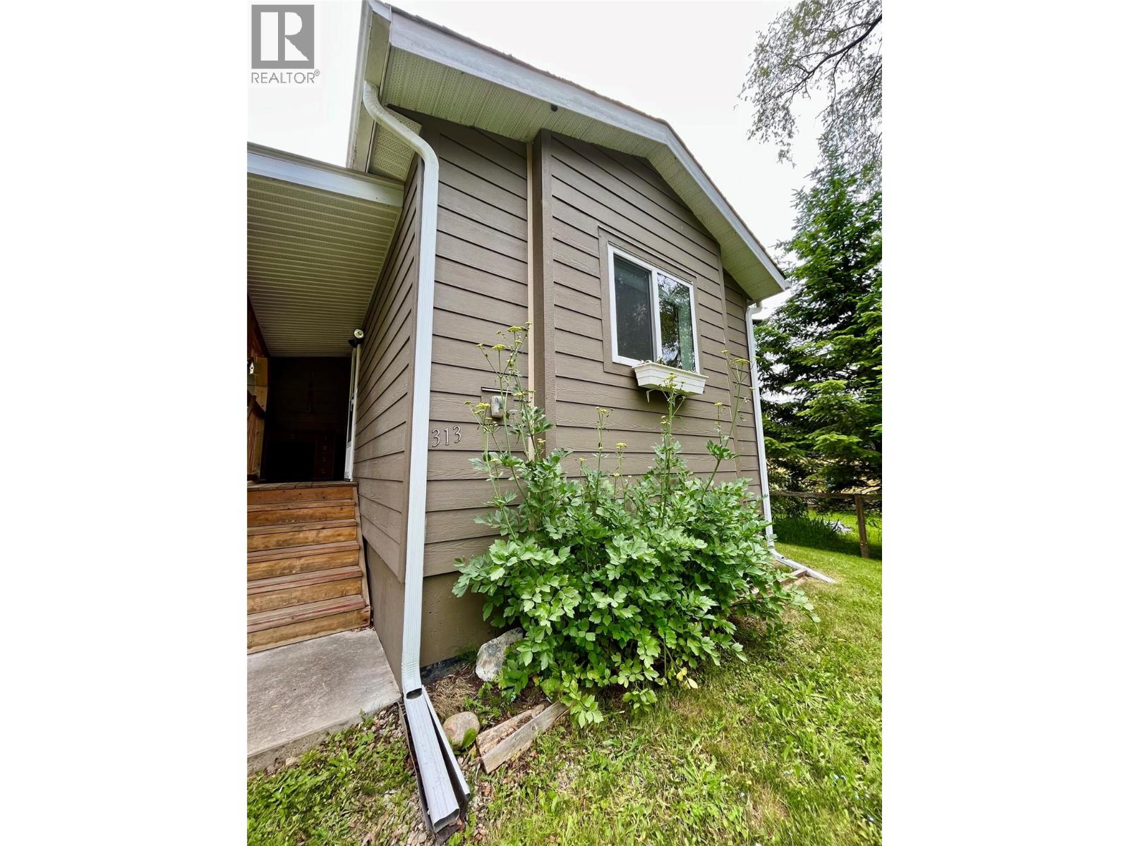 313 1st Avenue NW - 24
