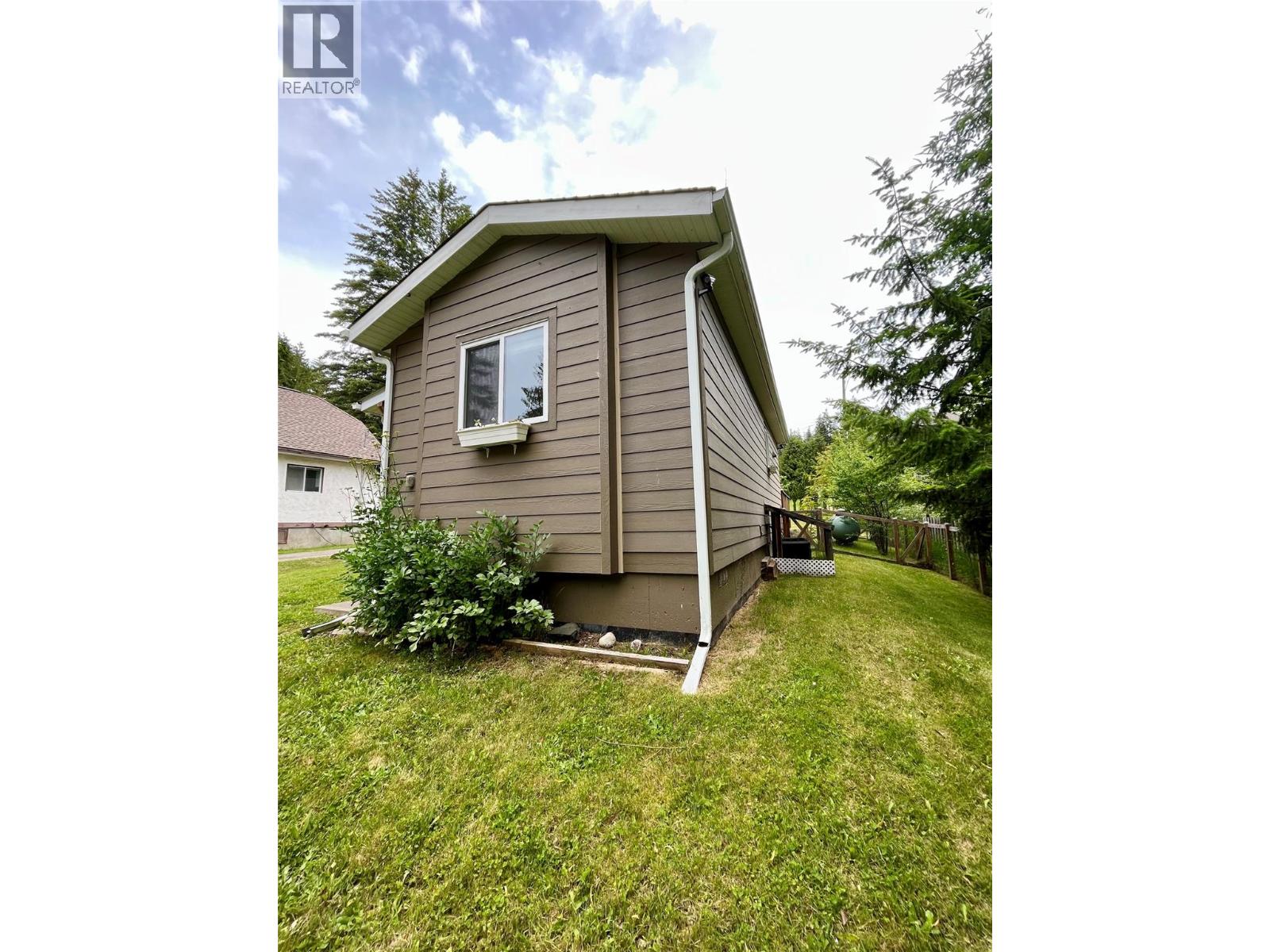 313 1st Avenue NW - 2