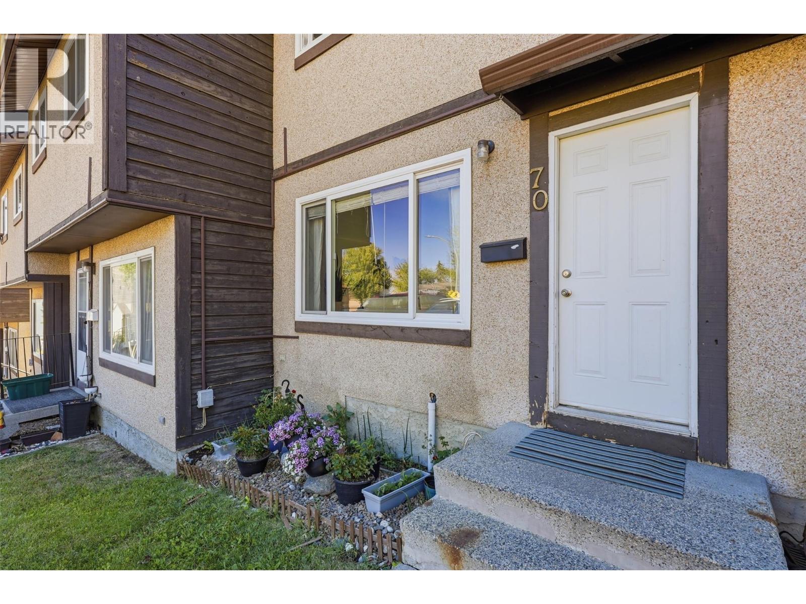 #70 1605 Summit Drive - 3