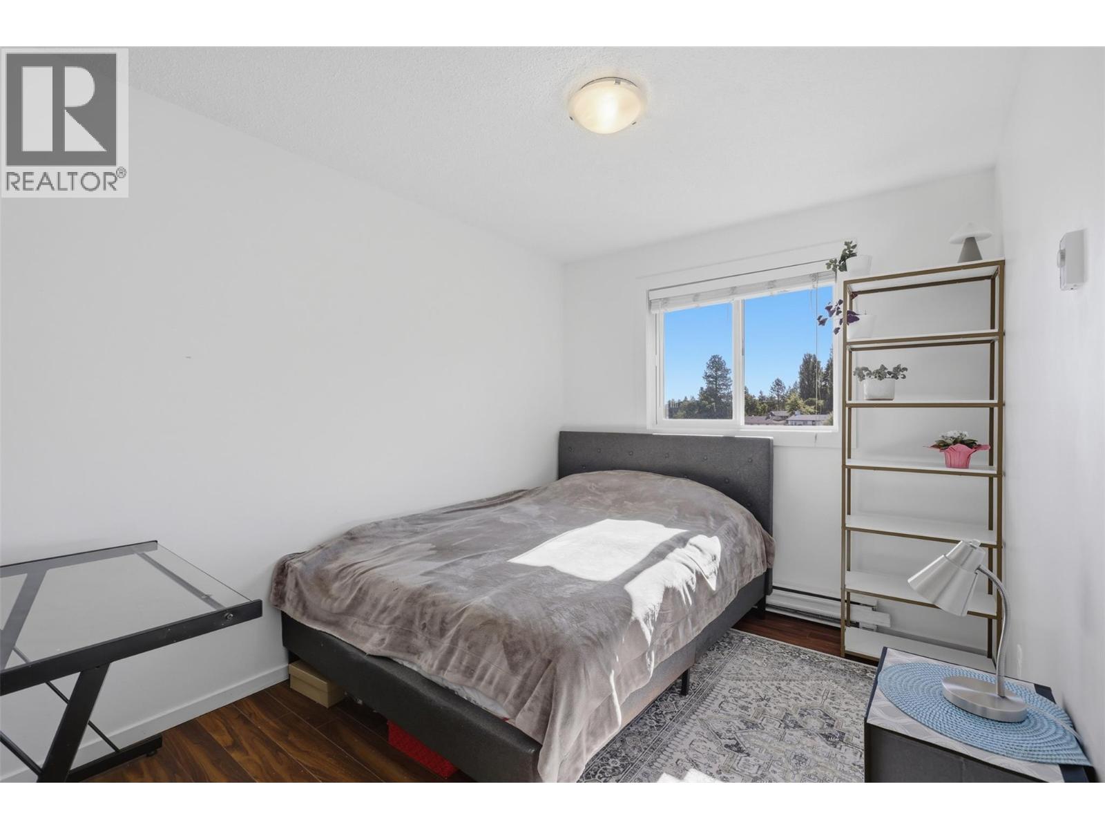 #70 1605 Summit Drive - 22
