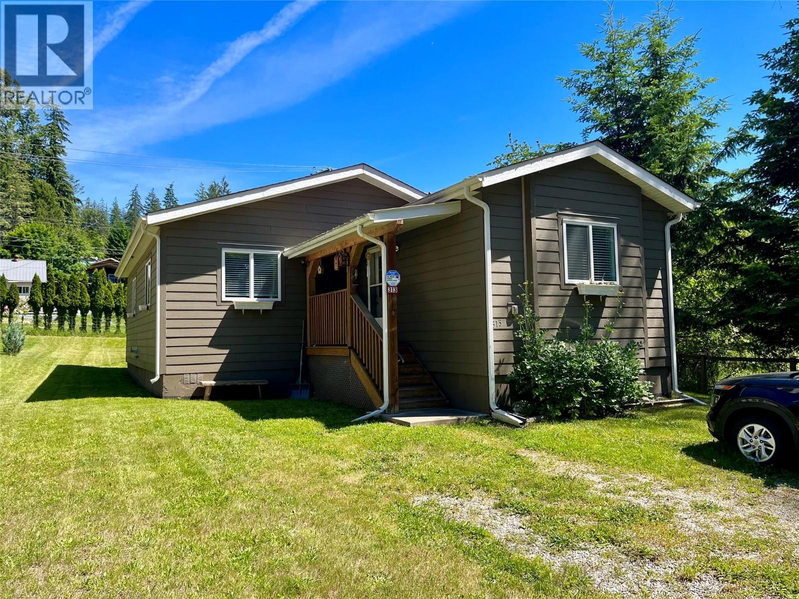 313 1st Avenue NW - 1
