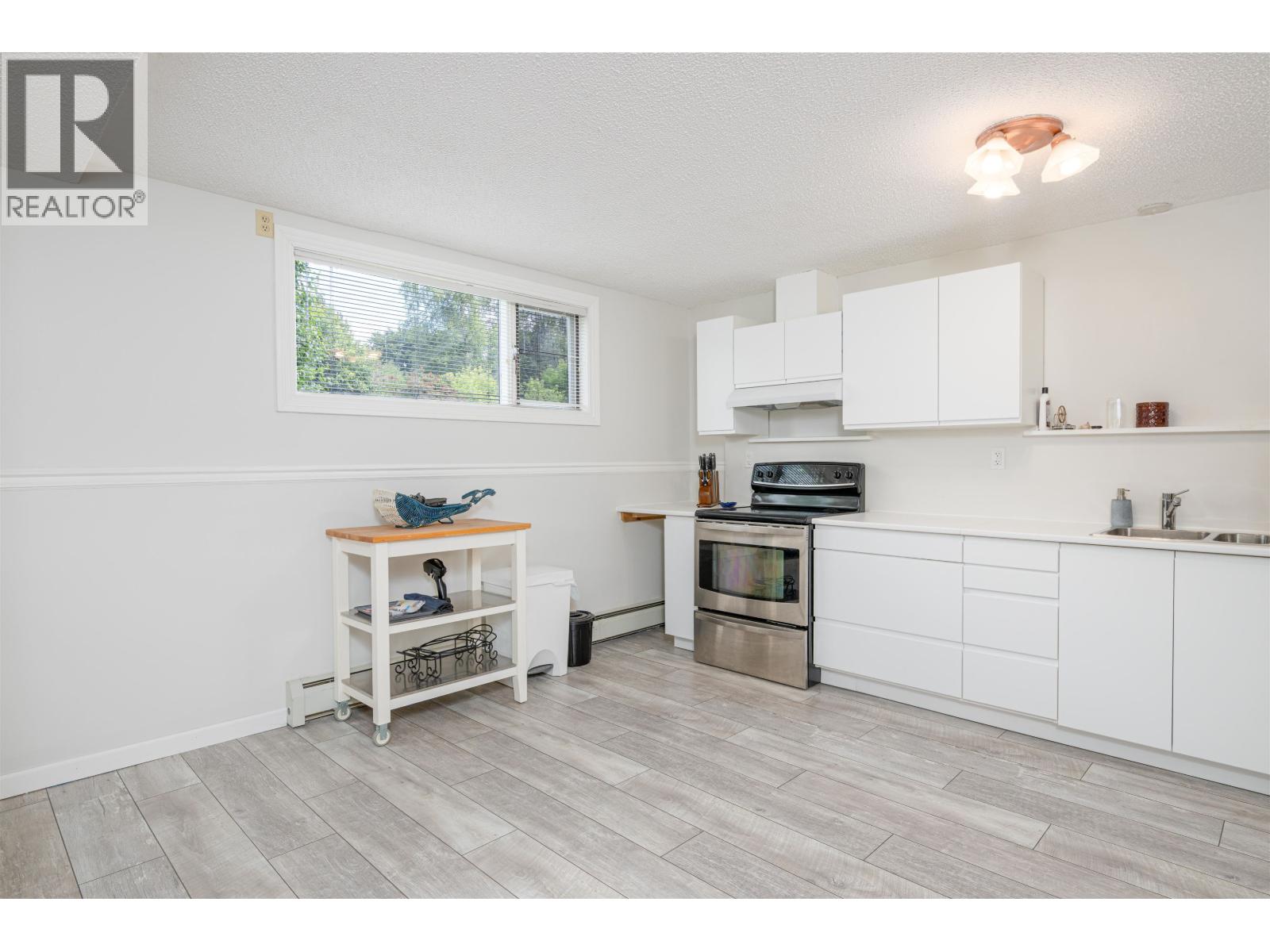 Photo 23 of 40 — 1502 ASH STREET · Prince George, BC