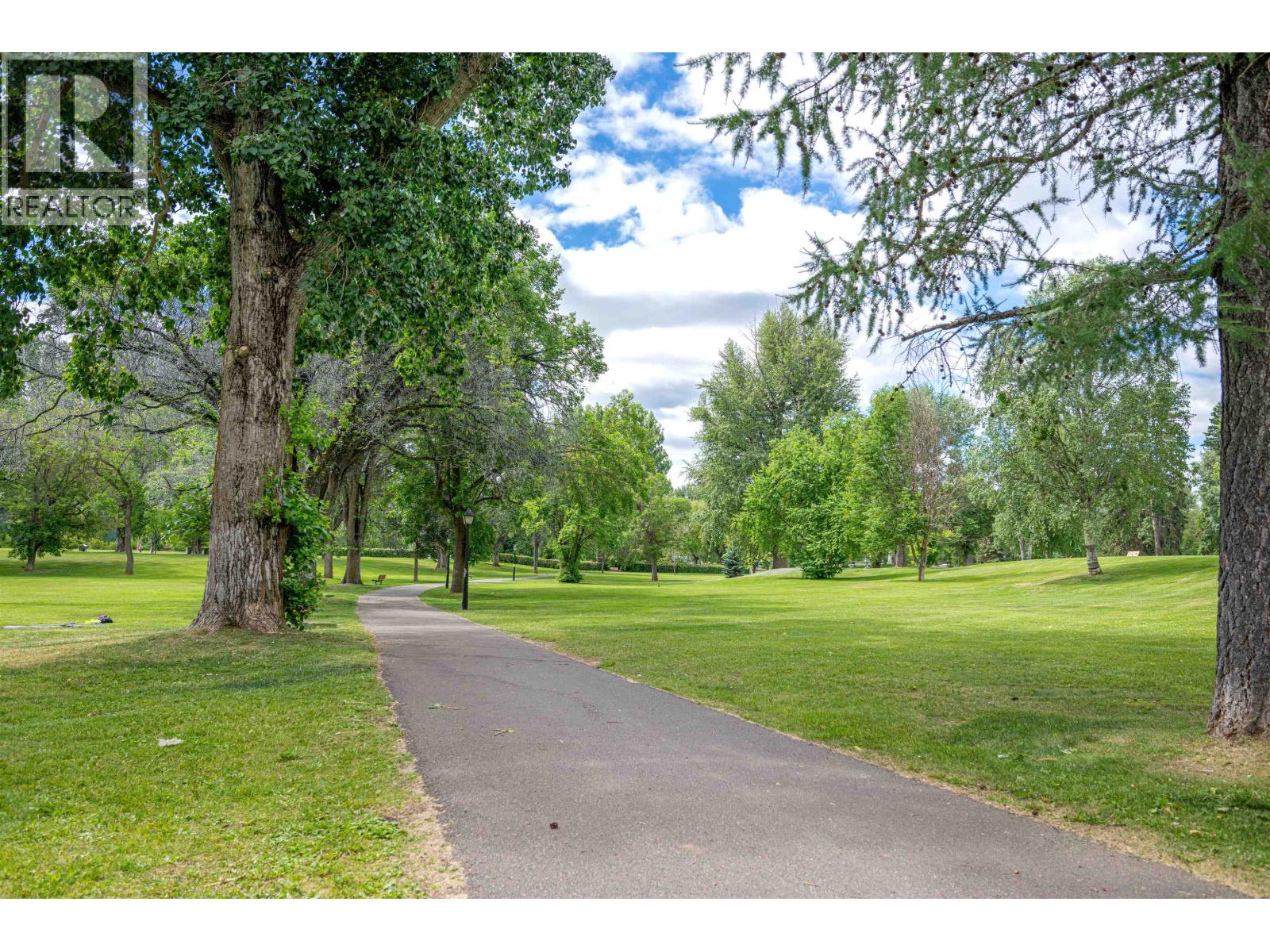 Photo 40 of 40 — 1502 ASH STREET · Prince George, BC