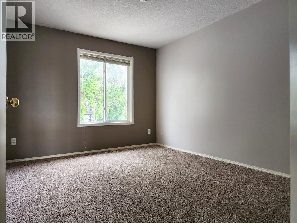 67 Blackfoot Boulevard W — photo 16