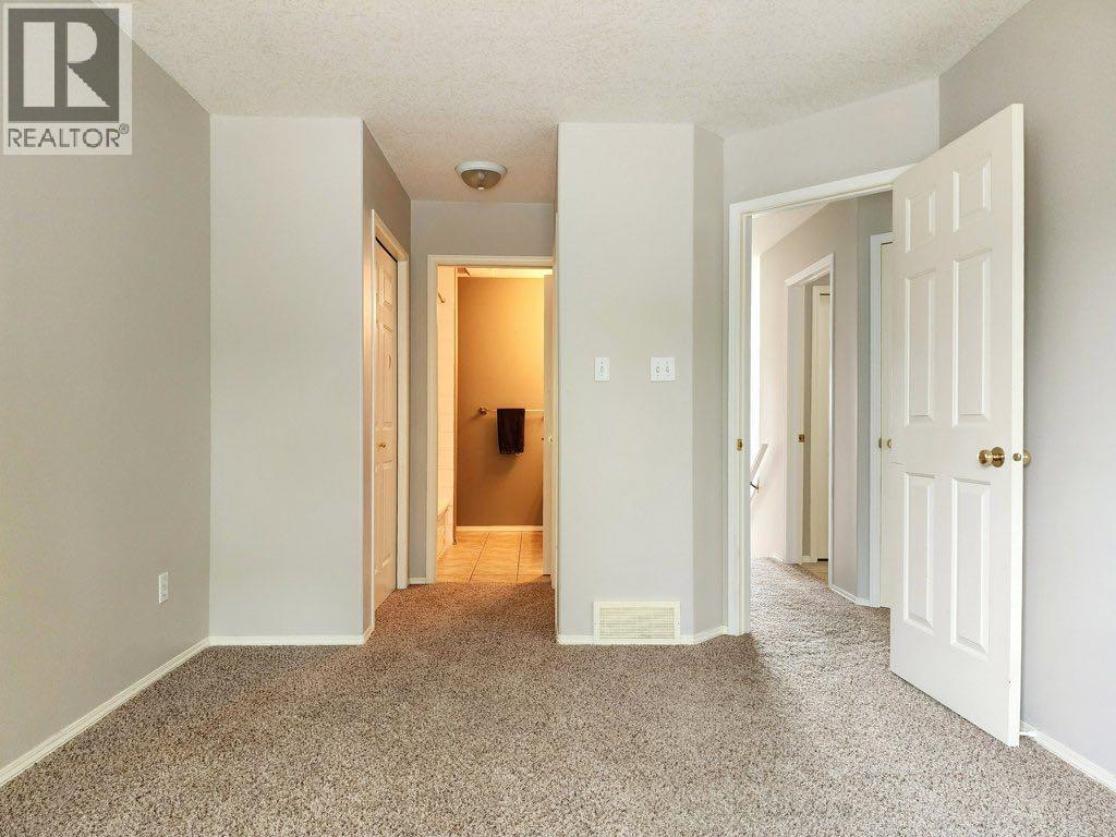 67 Blackfoot Boulevard W — photo 17