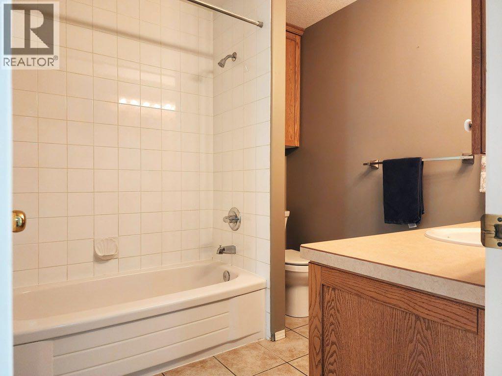 67 Blackfoot Boulevard W — photo 19