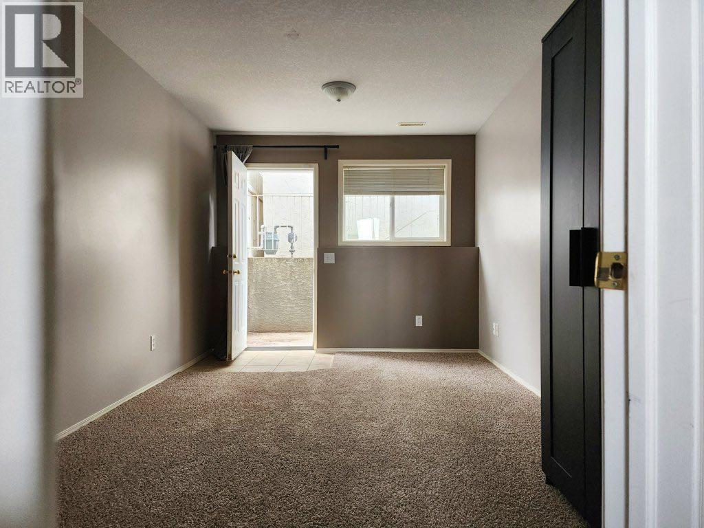 67 Blackfoot Boulevard W — photo 23