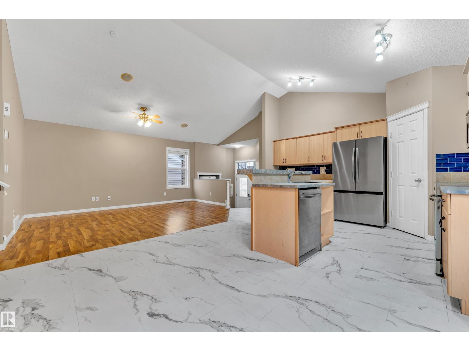 1328 80 ST SW - 9