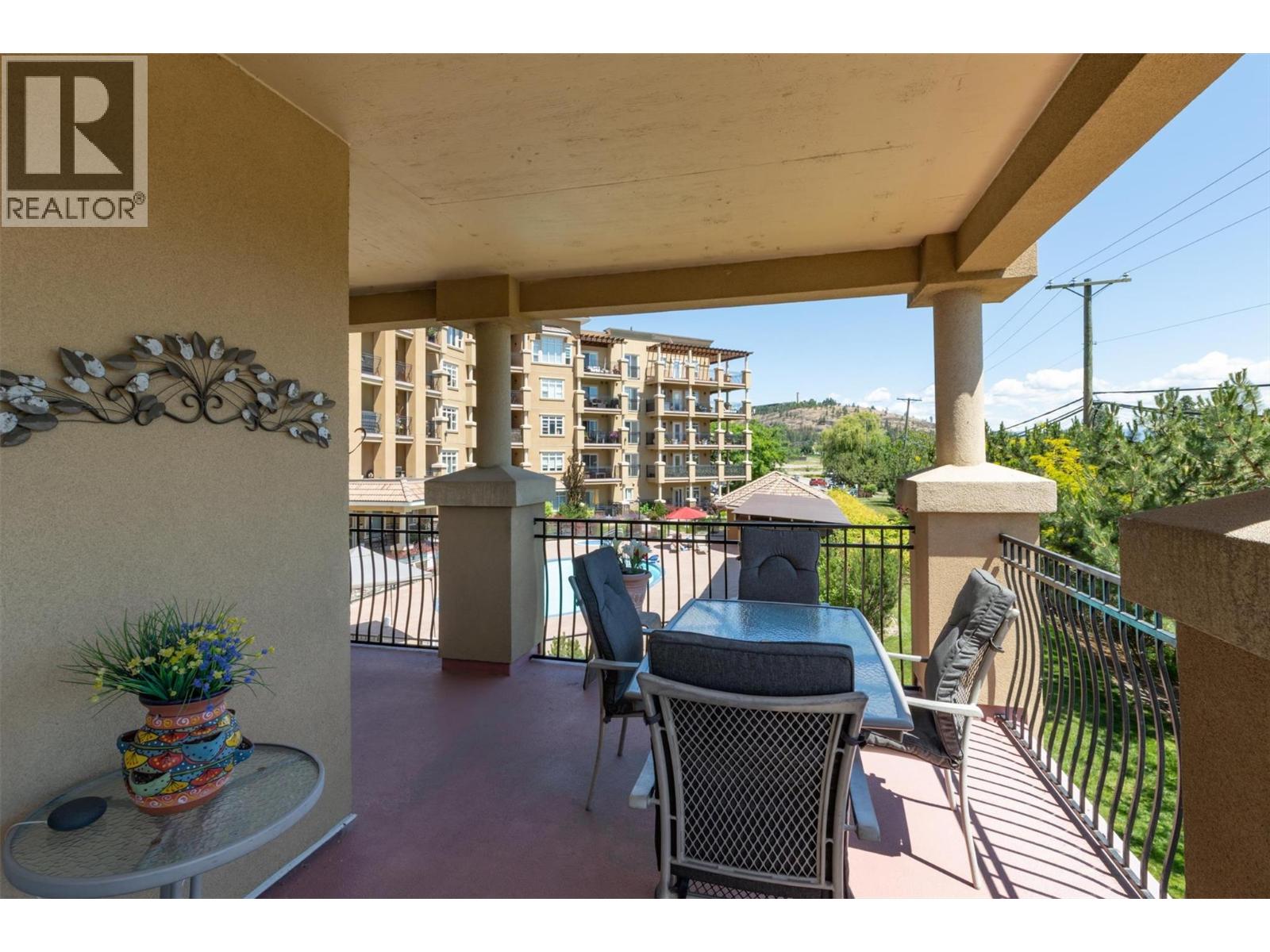 204 2070 Boucherie Road, West Kelowna