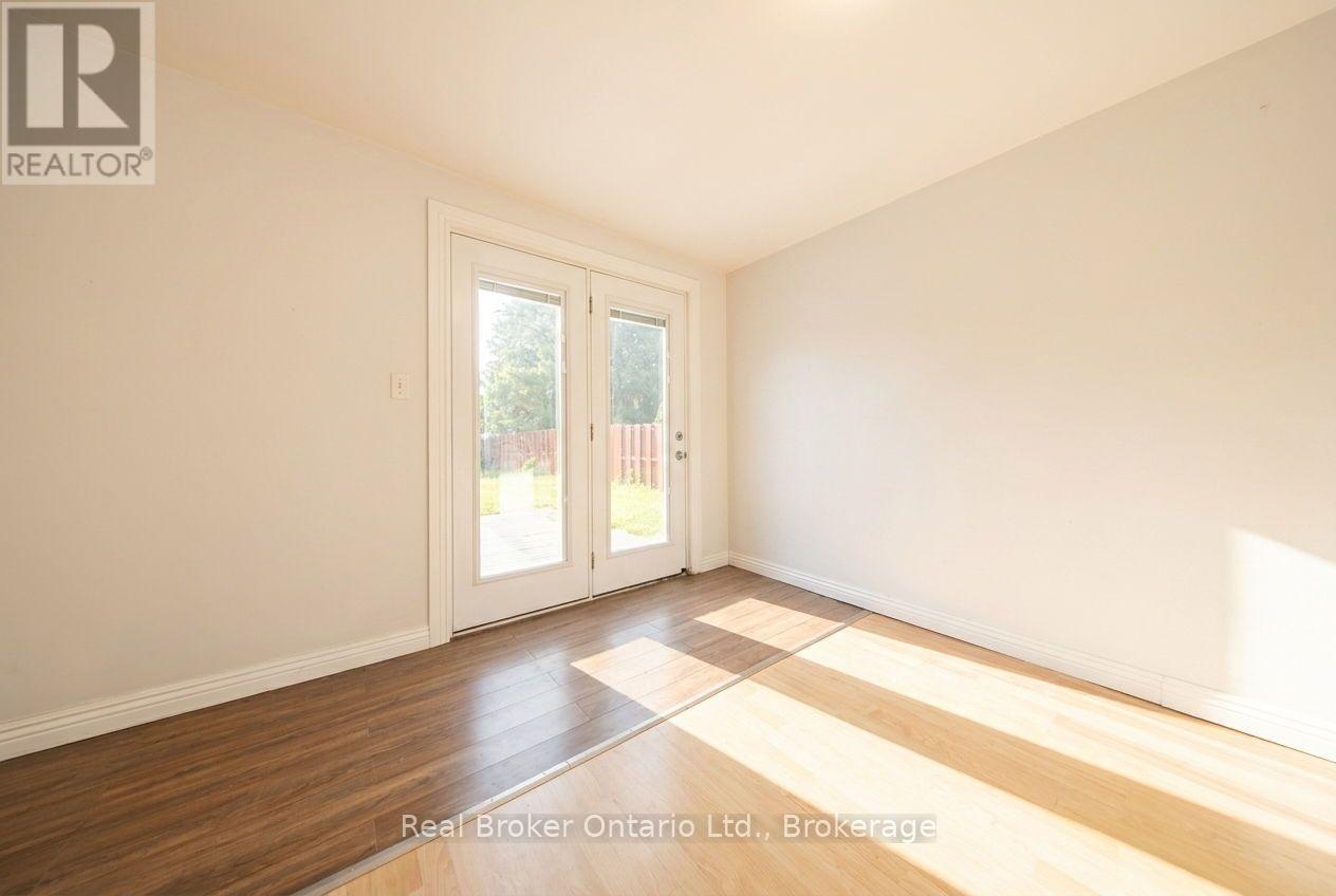 105 MEADOWS DRIVE - 18