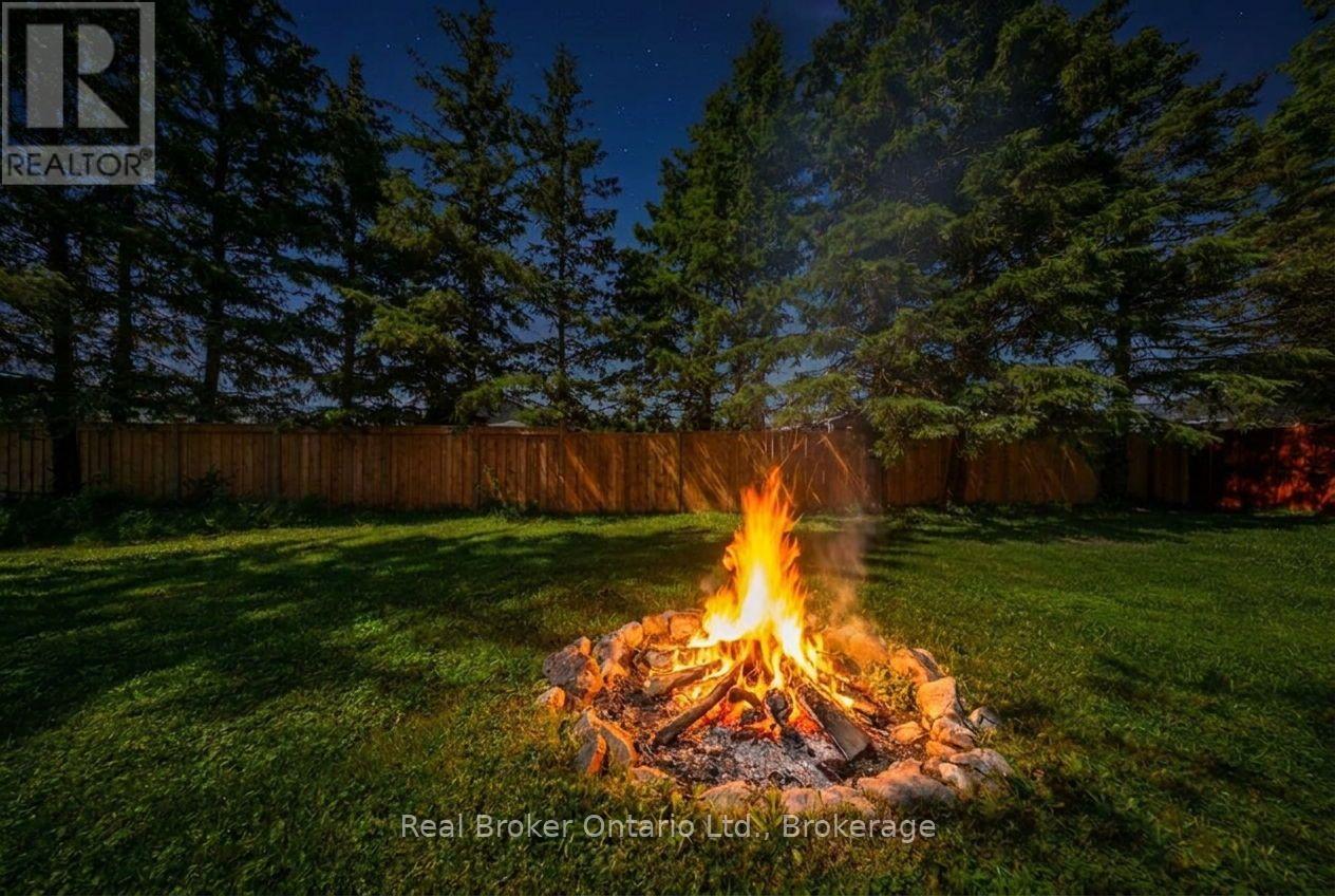 105 MEADOWS DRIVE - 26