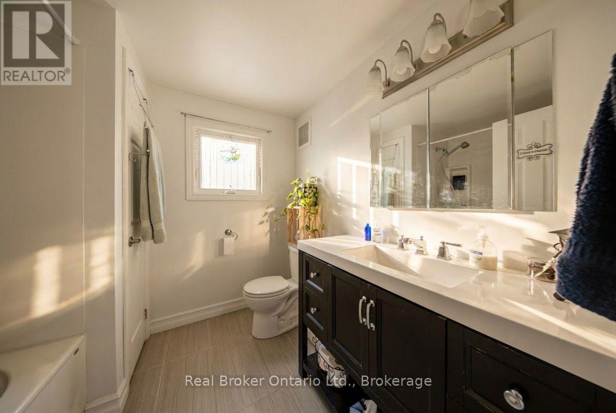 105 MEADOWS DRIVE - 14