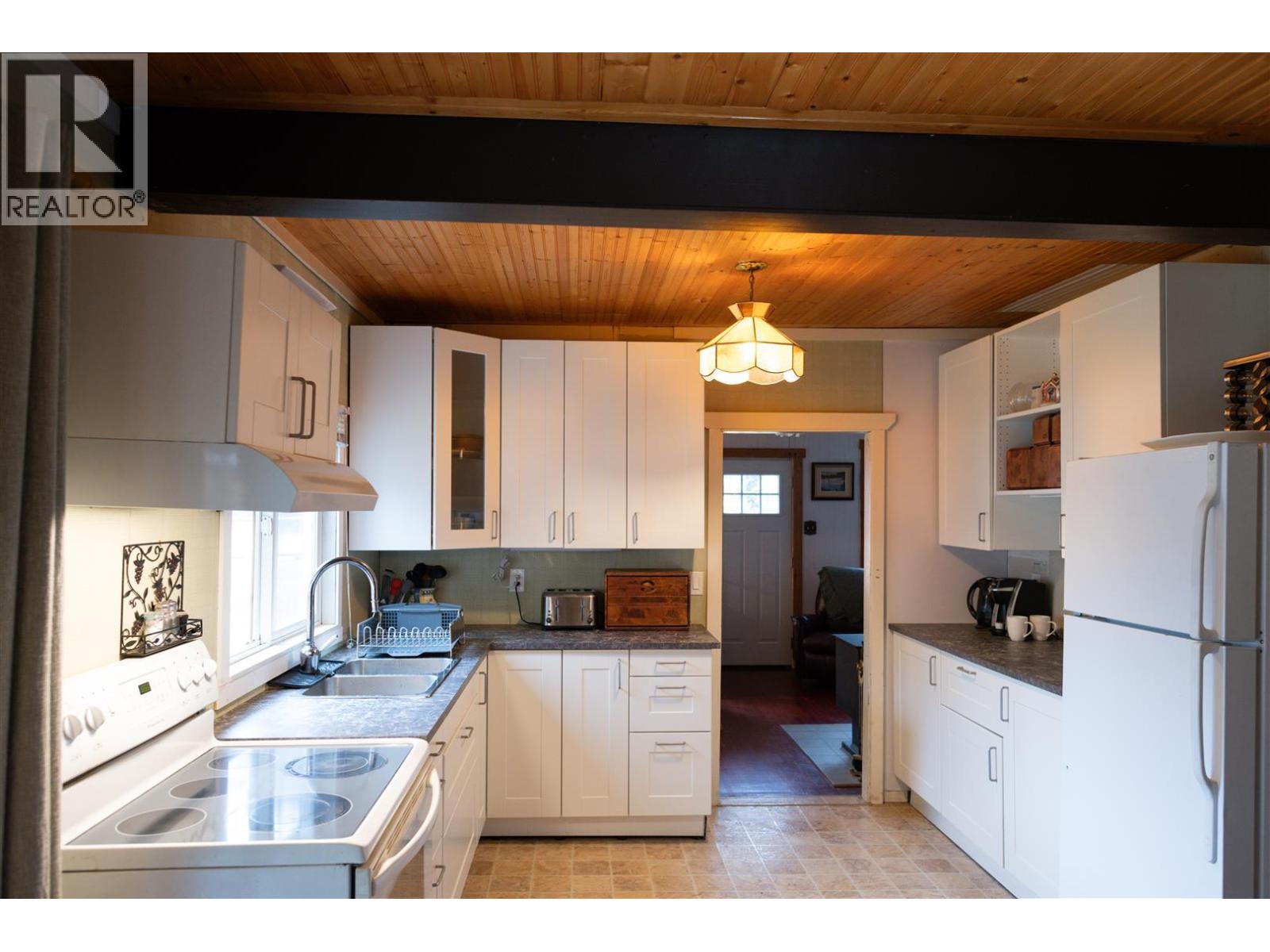 3620 Pioneer Road - 25
