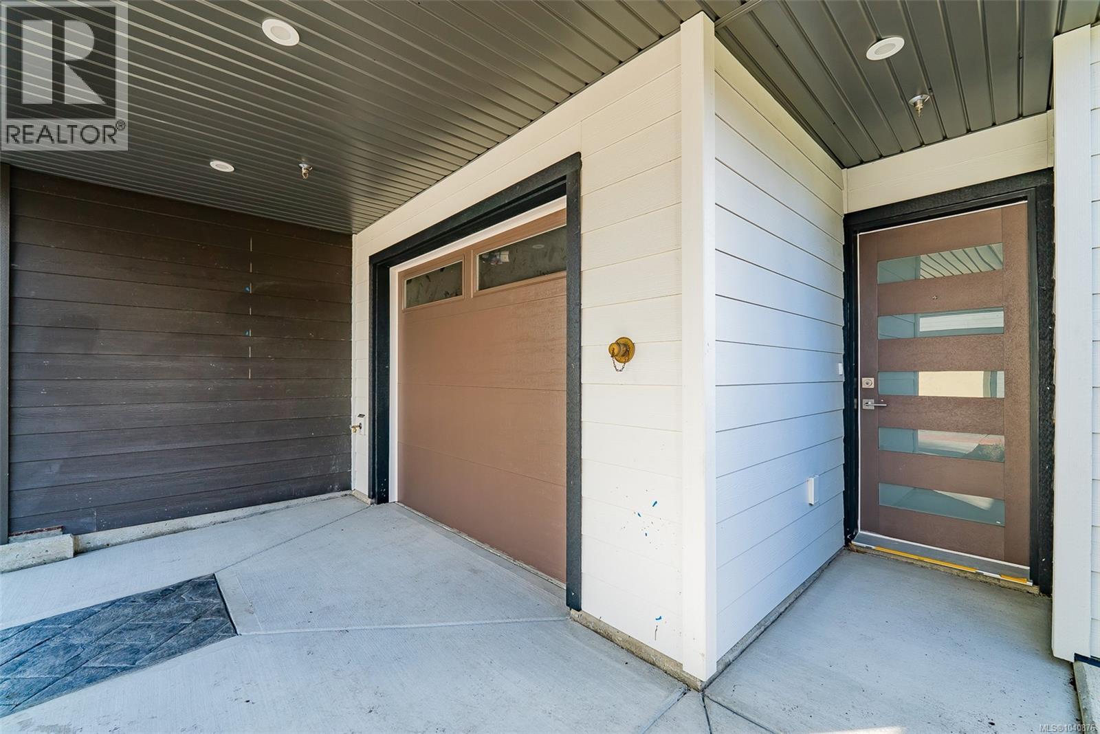 #108 1615 Northfield Rd - 3