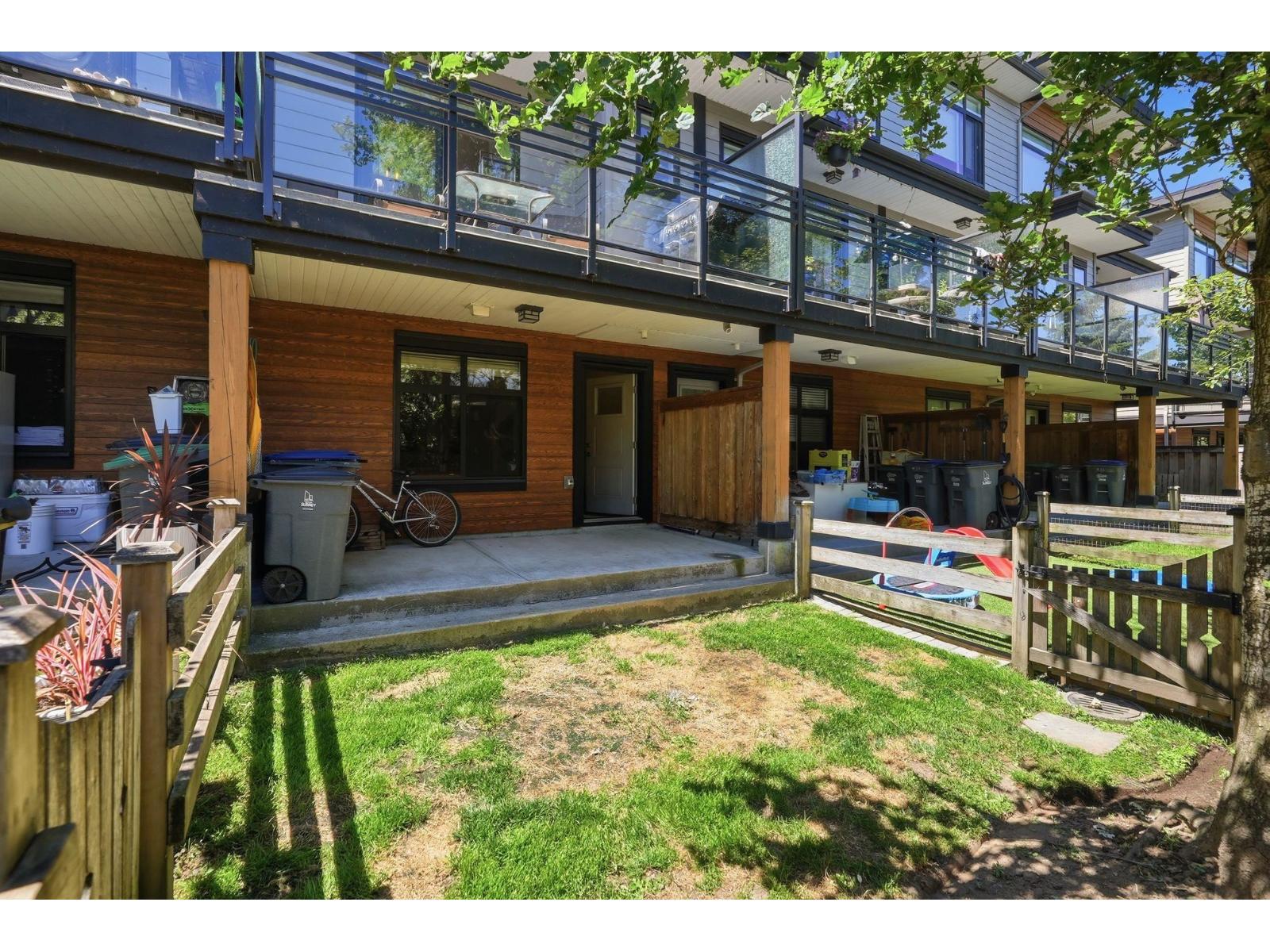 38 16488 64 AVENUE, Surrey