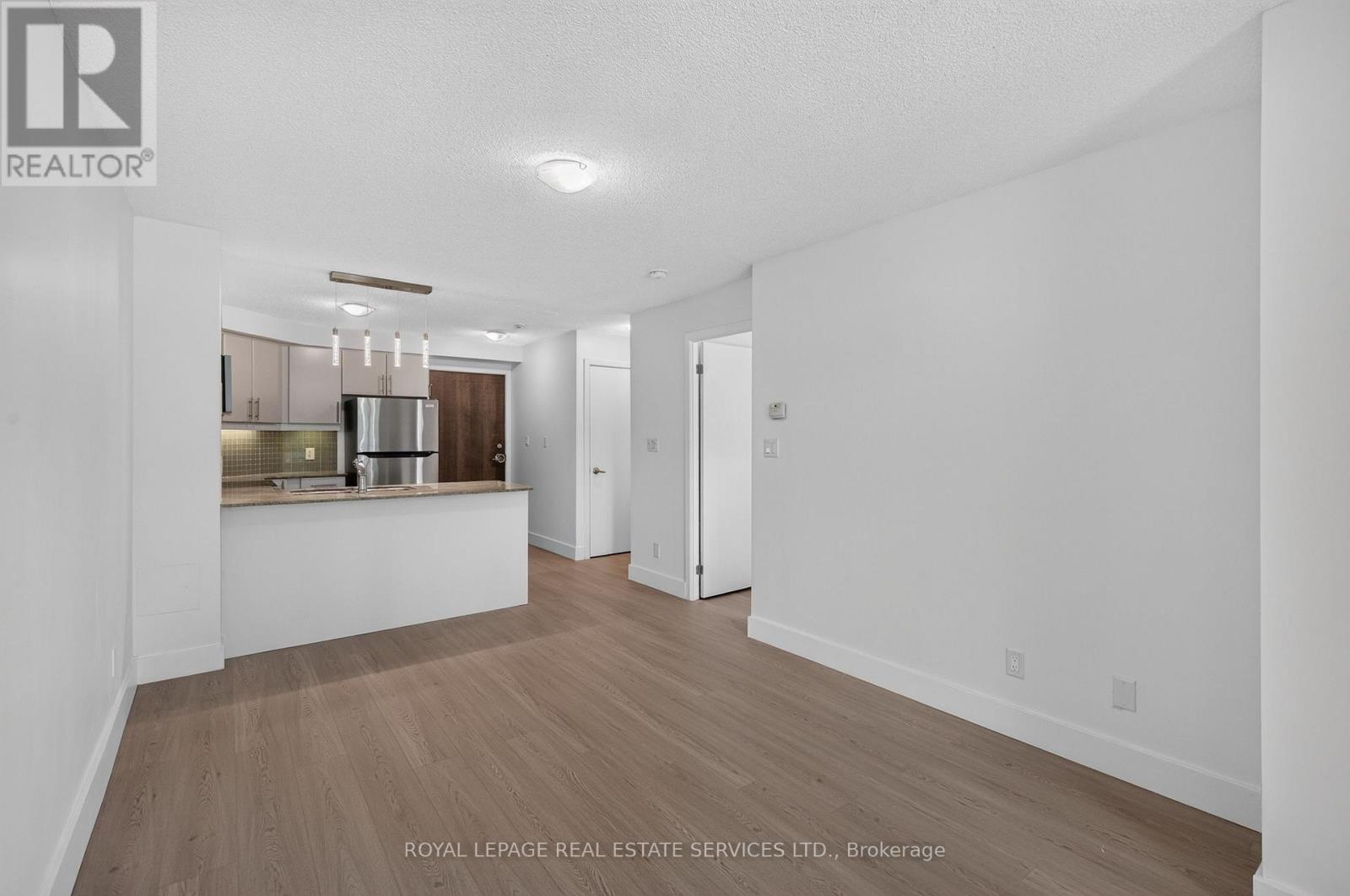 #1204 18 HARBOUR STREET - 13