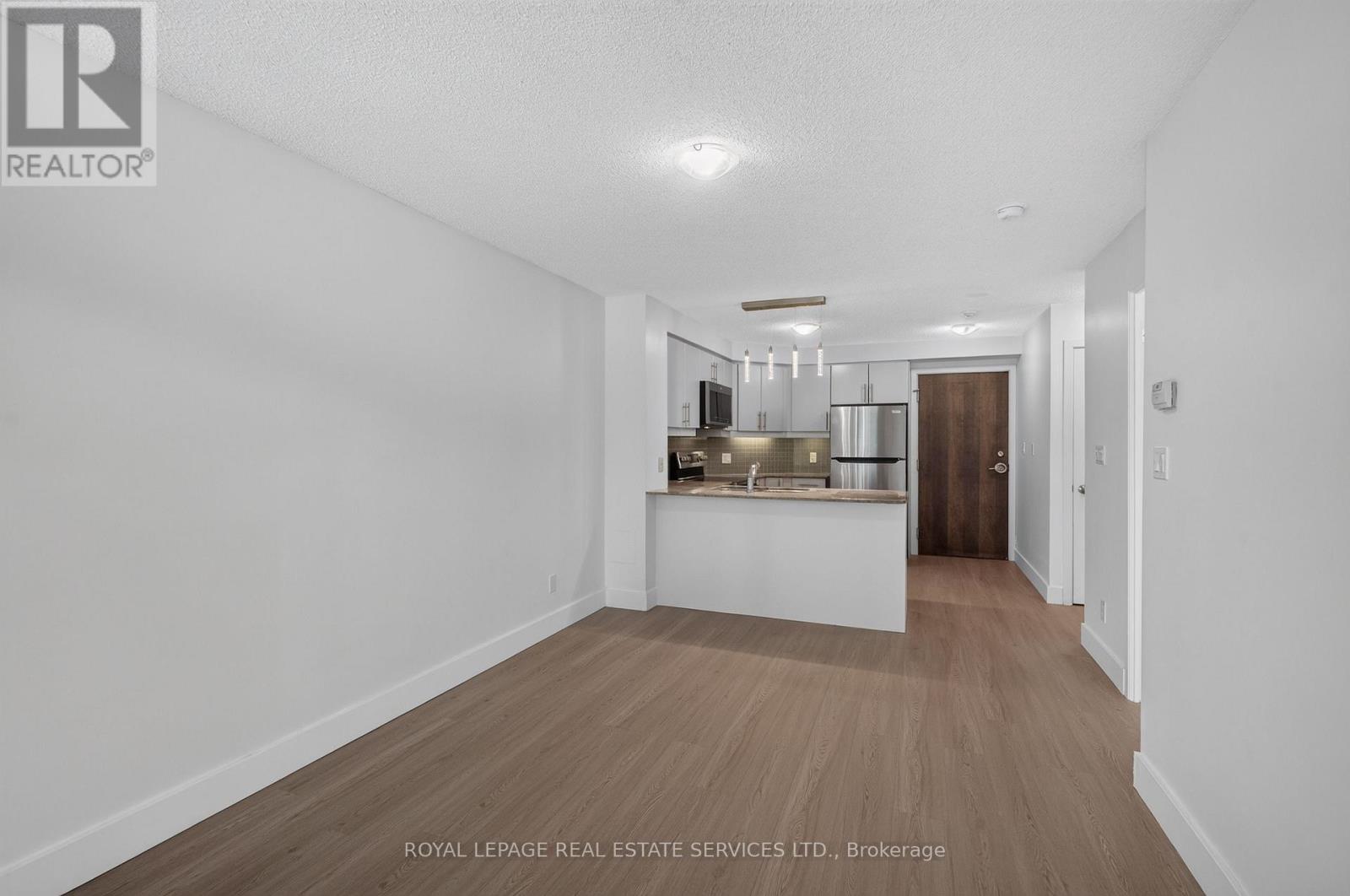 #1204 18 HARBOUR STREET - 14