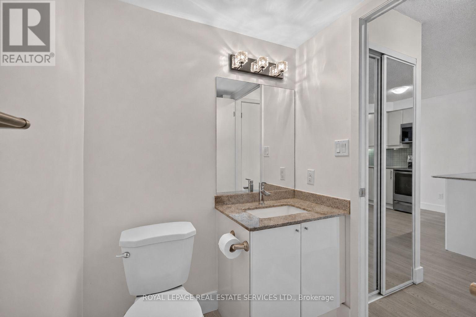 #1204 18 HARBOUR STREET - 21